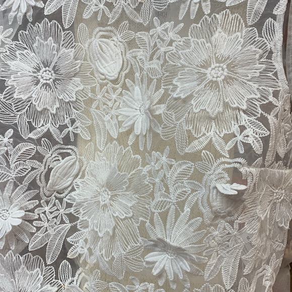 Maeve Sleeveless Sheer Floral Blouse xs,sm,med - Picture 9 of 12